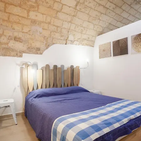 La Casuccia Cosy Flat In Old Center Apartment